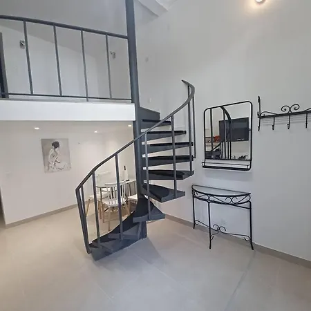 شقة Beau Duplex Proche Gare *